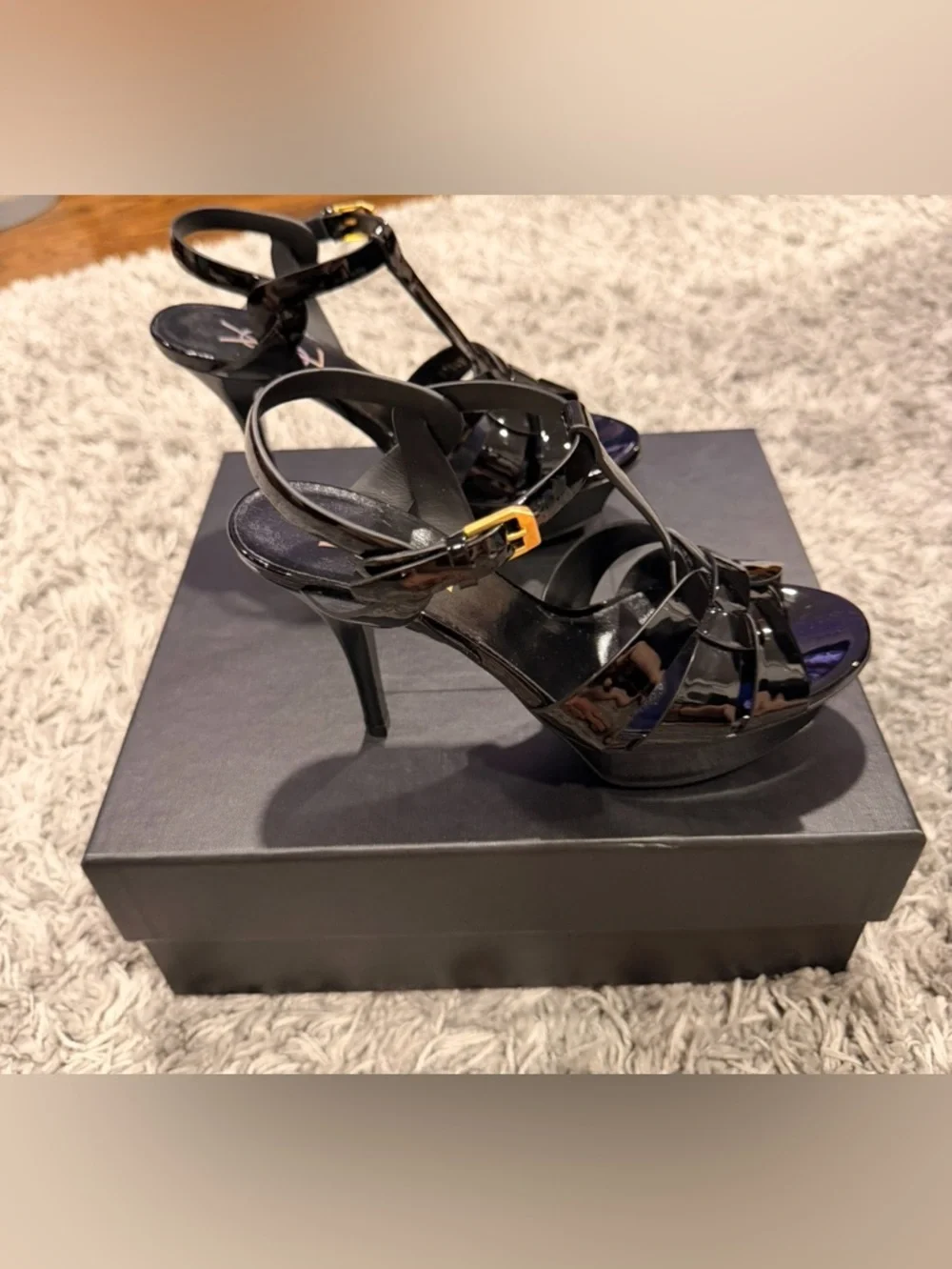 YSL Tribute Platform Sandals in Black Patent Leather size 35.5 US 5.5 - Picture 3 of 7